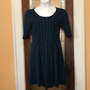 🚩Houndstooth print sweater dress